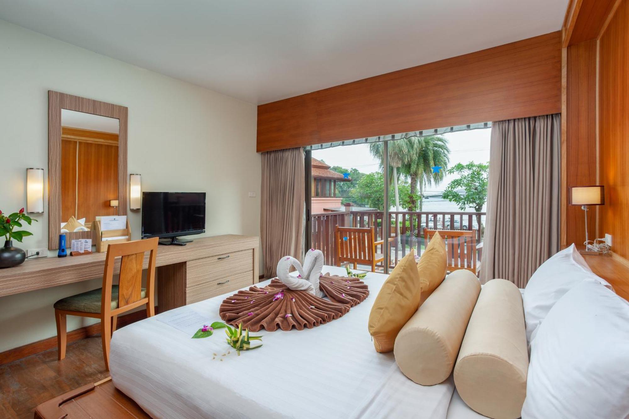 普吉岛-瓶庐海景度假酒店 Phuket Pl Seaview Resort Patong Dış mekan fotoğraf